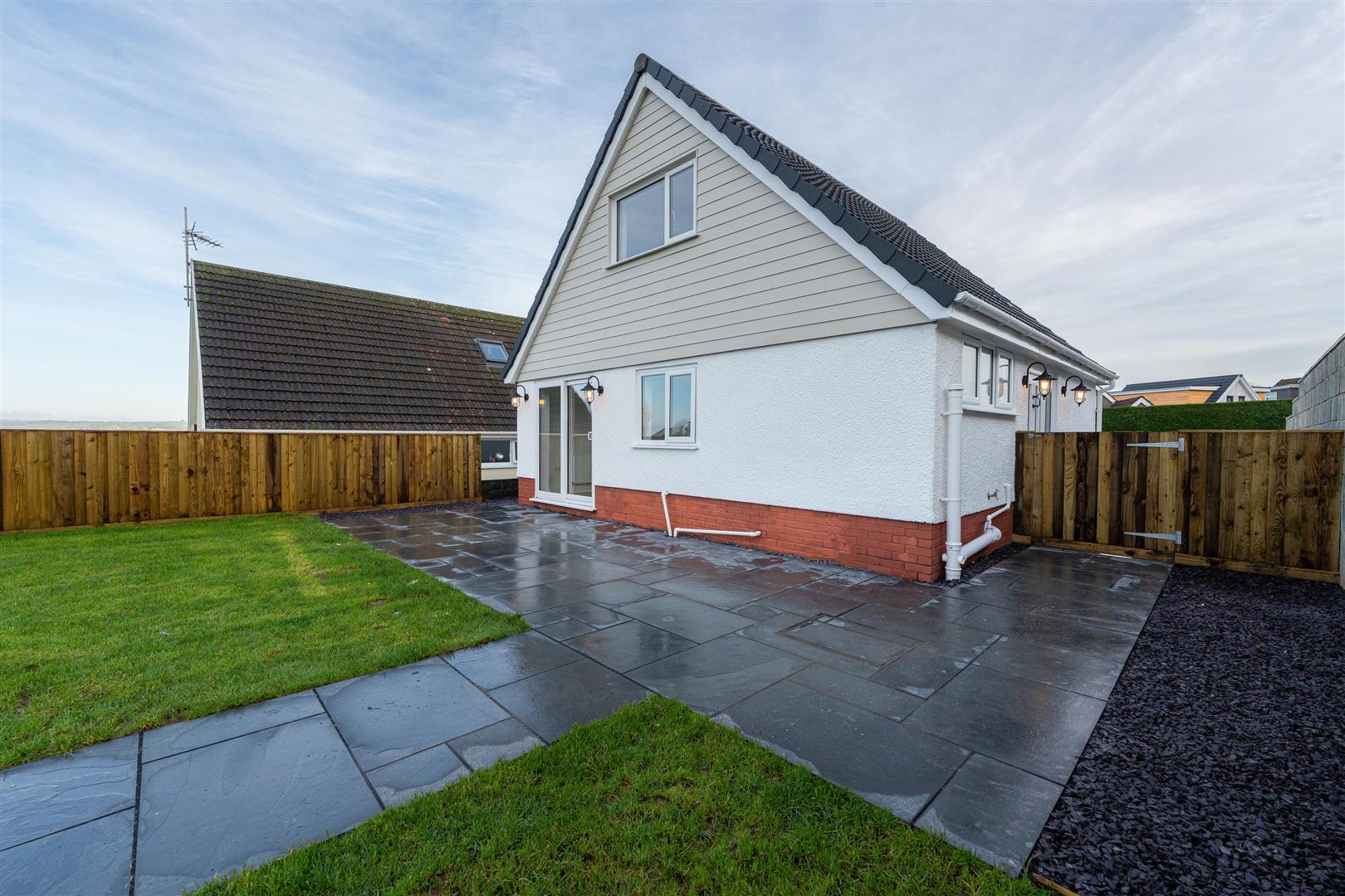 Graig-Y-Coed, Penclawdd, Swansea, SA4 3RL